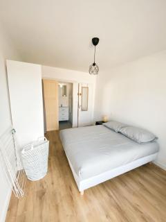 Chambre et salle de bain PRIVÉE dans Appartement PARTAGÉ avec toilettes partagés - Talence - Tram B - Ref R1 - Talence - 4