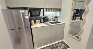 Elegance Jr Suite with KLCC view & Gorgeous Pool - Kuala Lumpur - 3
