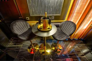 LA GOLDEN ROOM - Suite de Luxe avec Jacuzzi - Mâcon - 2