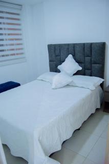 Comodo y moderno apartamento en Medellin - 2