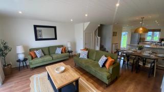 Pegasus Lodge in the Cotswolds - South Cerney - 0