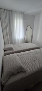 Apartamento Decorado 3/4 em condomínio frente Mar - Baixio - 8