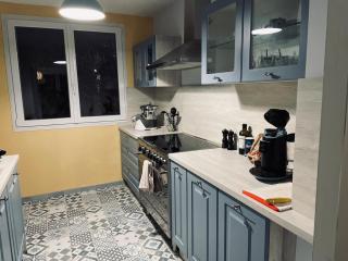 Quiet modern apartment & near city center - Rousies - 5