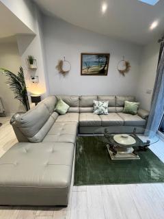 Luxury Seaside Town House - Bangor - 8