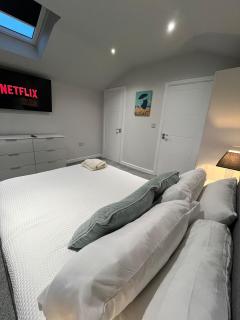 Luxury Seaside Town House - Bangor - 6