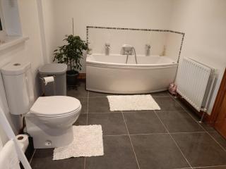 Peartree Cottage - - 4