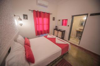 Hotel Kasbah Ennakhile - Authentic Stay in Nkob - 9