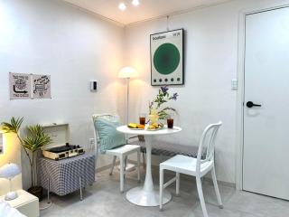 Gangnam Nonhyun comfortable lodging - Seoul - 3