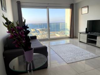 Stunning Sea View Apartment - St Paul's Bay - 7