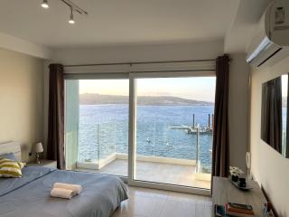 Stunning Sea View Apartment - St Paul's Bay - 2