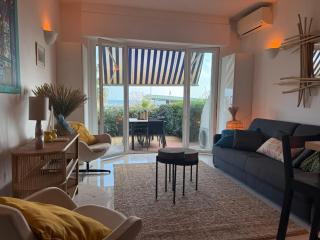 Large Luxury Apartment with garden view over the ocean - Antibes - 4