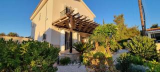 Fab Sea&Mountain View Villa Close to the beach - Kato Yialia - 0