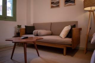 High ceiling greenish apt 1014 - 1