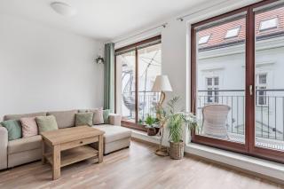 City Centre, Balcony, AC & Lift - 4