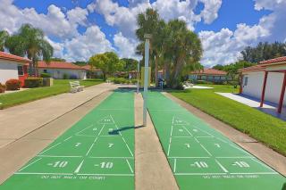 Siesta Key 2-Bedroom Condo with Pool - 8