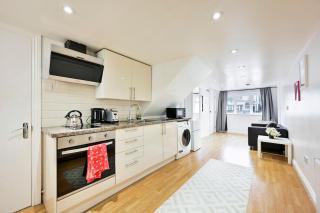 1-Bedroom Flat Near Tube - Londra - 6
