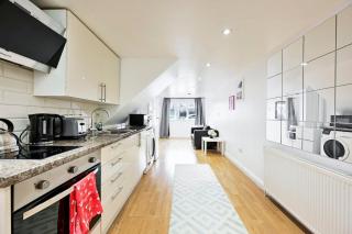 1-Bedroom Flat Near Tube - Londra - 1
