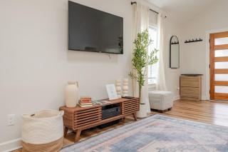 4bd 4mins to Duke and Downtown E-bike Firepit - Durham - 3
