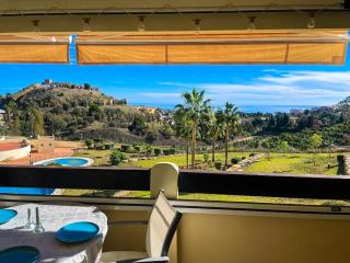 Stylish Apartment with Panoramic Sea View & Large Terrace! - Benalmádena - 7