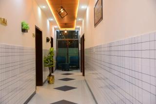 Lahore Hotel and Guest House - Lahore - 1