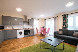 Apartment with free P for Van. - Southampton - 0