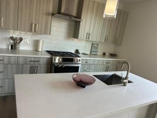 Brand New Spacious Tonwhome 3br 3ba sleeps 9 - Redwood City - 7