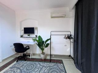 Master Room In Nasr City, Private Bathroom - 3