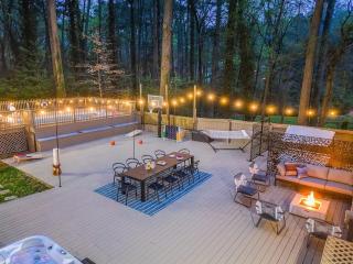 ATL Patio Paradise Pool, HotTub, Theater, GmRm, B-Ball - Atlanta - 0