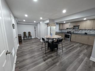 2 Bedroom basement Apartment - 4