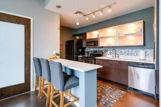 5M203- Smart Stylish Music City Condo - 8