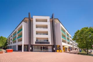 Marvellous 1 Bedroom Apartment - Tuggeranong - 1