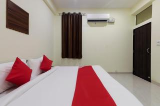 Collection O Grand stay - Indore - 1