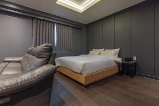 Aank Ryokan x Aank Air Cheongju - 1
