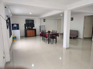 Room in Guest room - Kandy Panoramic MPM Deluxe balcony suit-Aircon4B2 - 2