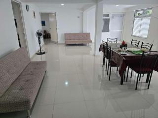 Kandy Panoramic MPM Deluxe balcony suit-Aircon4B2 - 1