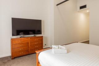 Newcastle CBD Penthouse, Spa & Entertainment - Wickham - 5