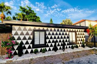 Beach Bungalow By The Sea 4 - Cocoa Beach - 1