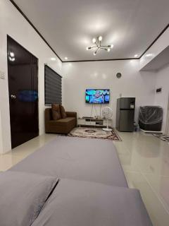 Lantern Villa - - 5