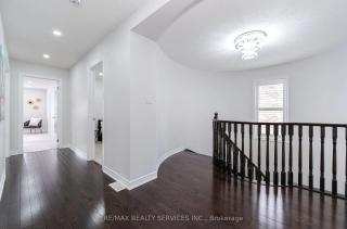 Beautiful 4 bed 3 master bedrooms-pvt washrooms - Brampton - 3