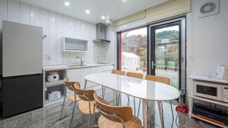 Gapyeong Naerim Stay Gamsung Pool Villa - Gapyeong - 5