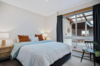 Coastal Retreat - Dover - 6