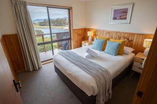 Blue Seas Holiday Villas - Scamander - 2