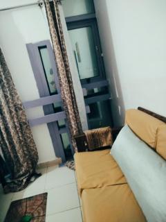 Private room with a window - Abu Dhabi - 1