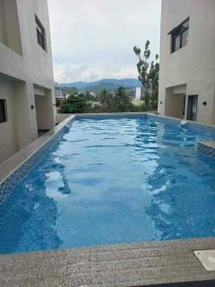 Minimalist 1 BR - Wifi, Netflix, Pool, Gym - 4