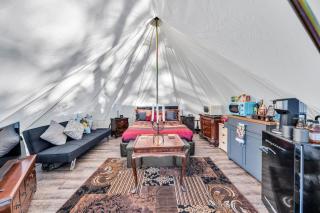 Mays Luxury Farm Stay Yurt Above It All - Los Gatos - 2
