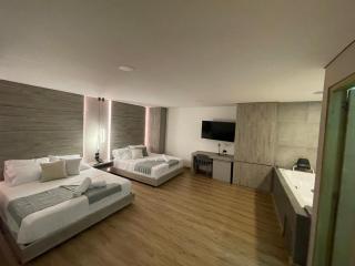 Hotel Time Oclock - Medellín - 1