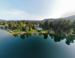 Water front Golden Lake cottage - Calm and peaceful - 0
