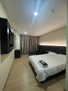 H-5 INN - Bintulu - 7
