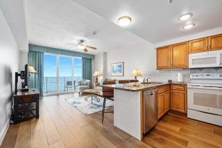Luxury 9th Floor 1 BR Condo Direct Oceanfront Wyndham Ocean Walk Resort Daytona Beach | 903 - 7