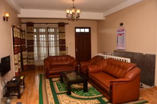Lake View Homestay - Nuwara Eliya - 1